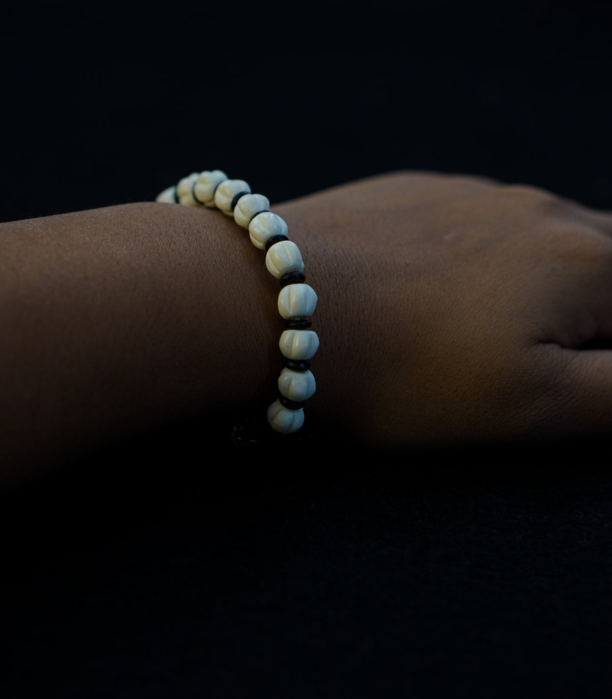 Artisanal Chic: Ethically Handcrafted Bone Bracelets – Only Viking