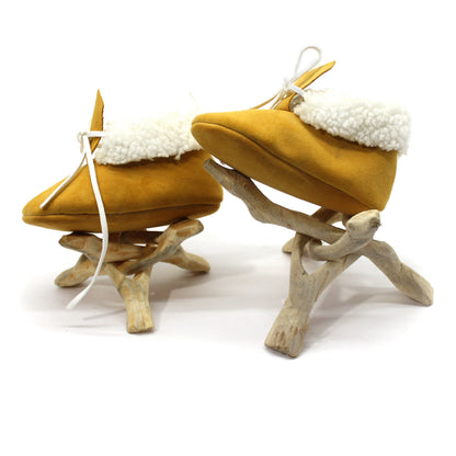 Genuine Soft Leather Handmade Moccasins/Shoes with fur for Babies